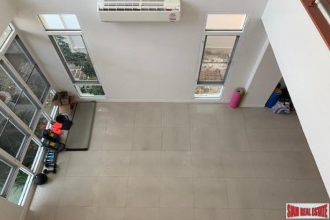 5 chambres House à Bangkok, Thailand No. 98123 7