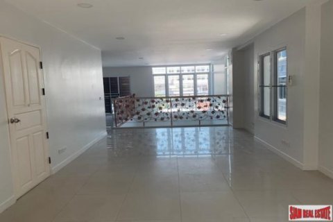 5 chambres House à Bangkok, Thailand No. 98123 9