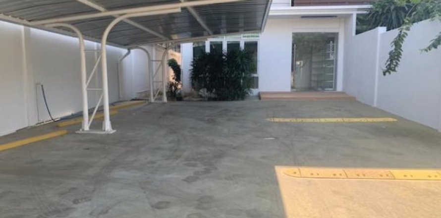 5 chambres House à Bangkok, Thailand No. 98123