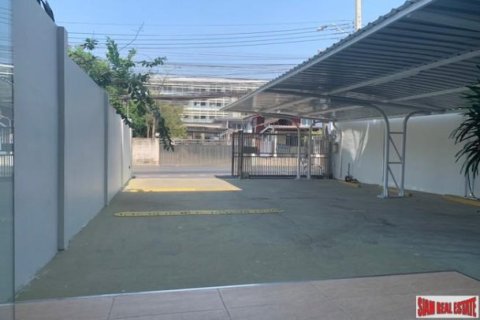 5 chambres House à Bangkok, Thailand No. 98123 25