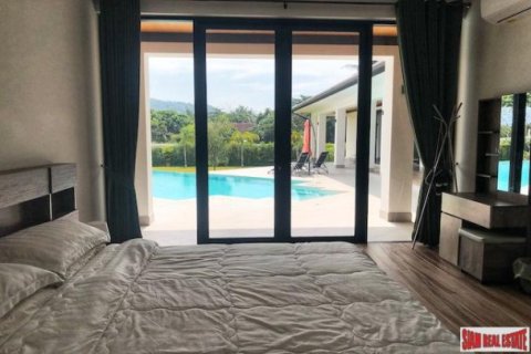 6 bedrooms Villa in Hua Hin, Thailand No. 96138 17