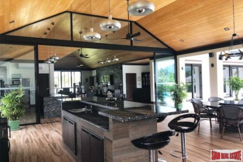 6 bedrooms Villa in Hua Hin, Thailand No. 96138 22