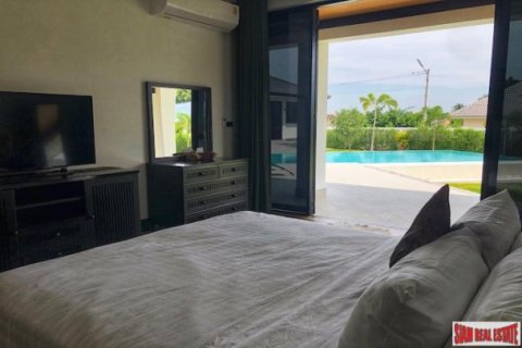 6 bedrooms Villa in Hua Hin, Thailand No. 96138 30