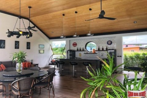 6 bedrooms Villa in Hua Hin, Thailand No. 96138 21