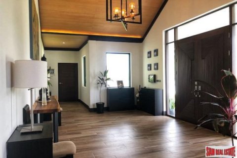 6 bedrooms Villa in Hua Hin, Thailand No. 96138 19