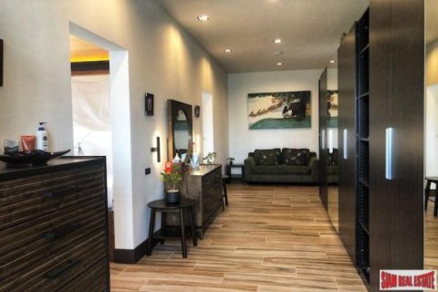 6 bedrooms Villa in Hua Hin, Thailand No. 96138 12