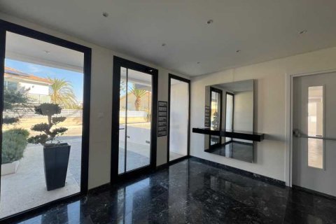 3 dormitorios Penthouse en Agios Athanasios, Cyprus No. 71949 1