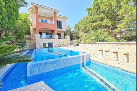 5 bedrooms House in Neo Chorio, Cyprus No. 63198 3