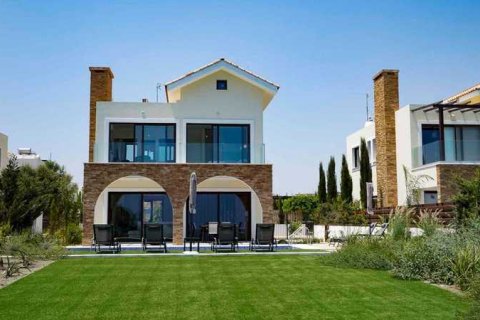 Дом с 5 спальнями в Айя Напа, Кипр №28754 5