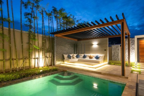 4 bedrooms Villa in Phuket, Thailand No. 72513 12