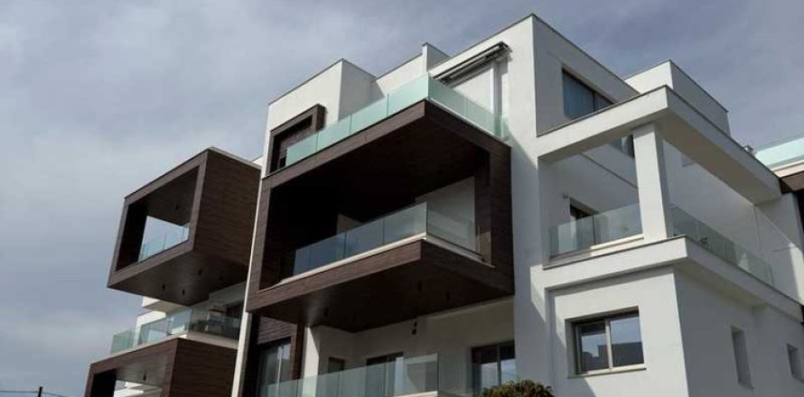 2 bedrooms Apartment in Germasogeia, Cyprus No. 83339