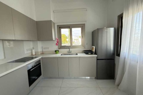 2 bedrooms Apartment in Germasogeia, Cyprus No. 83339 5