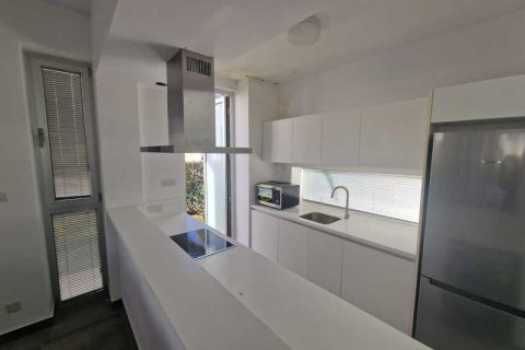 4 bedrooms Villa in Pegeia, Cyprus No. 83237 9