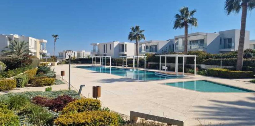 4 bedrooms Villa in Pegeia, Cyprus No. 83237