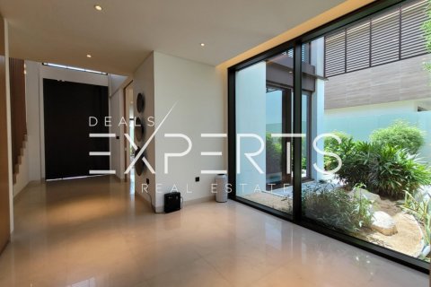 5 bedrooms Villa in Bavaria Town, Vietnam No. 81561 10