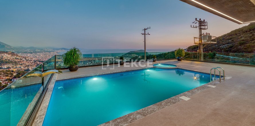 4 chambres Villa à Alanya, Turkey No. 78318