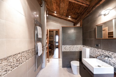 4 bedrooms House in Chamonix-Mont-Blanc, France No. 99939 16