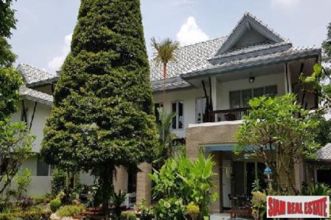 4 bedrooms Villa in Lat Phrao, Thailand No. 96811 1