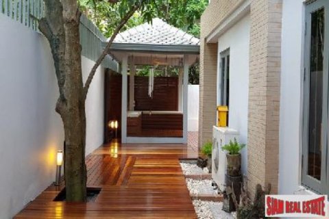 4 bedrooms Villa in Lat Phrao, Thailand No. 96811 8