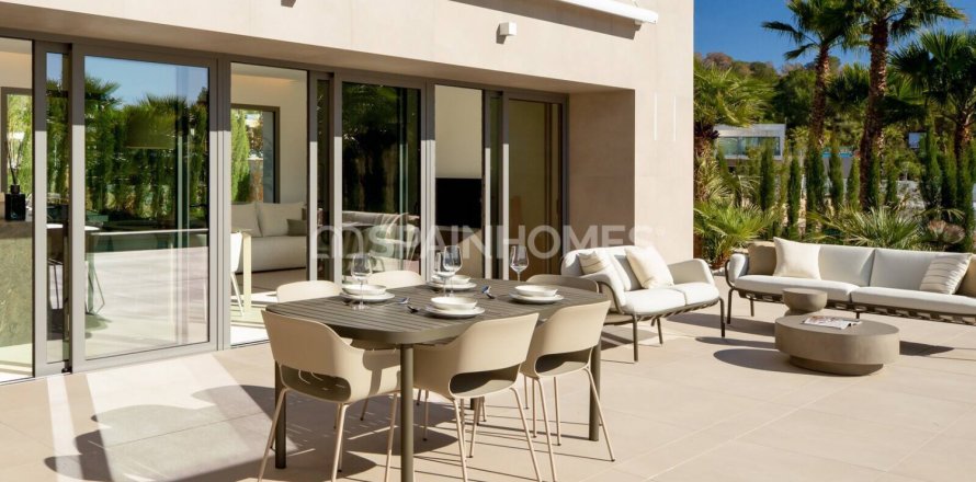 3 dormitorios Villa en San Miguel de Salinas, Spain No. 88406