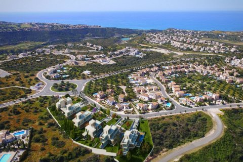 Вилла с 4 спальнями в Пафос, Кипр №37974 2