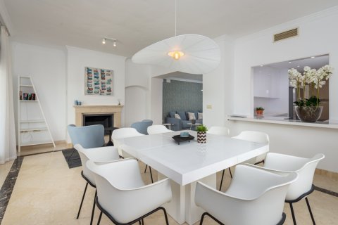 4 bedrooms Villa in Dinh An, Vietnam No. 27085 20