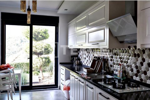 5 bedrooms Villa in Chau Lang, Vietnam No. 95483 6