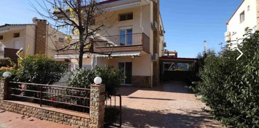 4 dormitorios Maisonette en Polygyros, Greece No. 123710