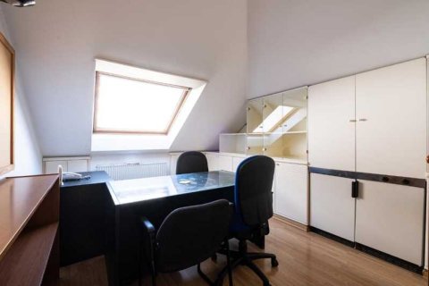 Дом с 3 спальнями в Лимассол, Кипр №69714 7