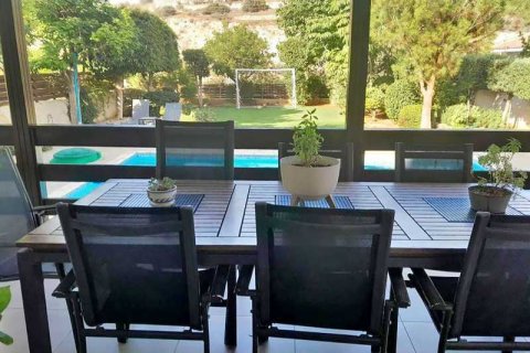 5 bedrooms House in Agios Tychonas, Cyprus No. 101865 8