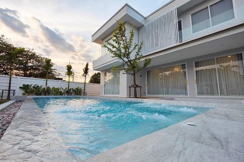 6 bedrooms House in Chiang Mai, Thailand No. 97782 1