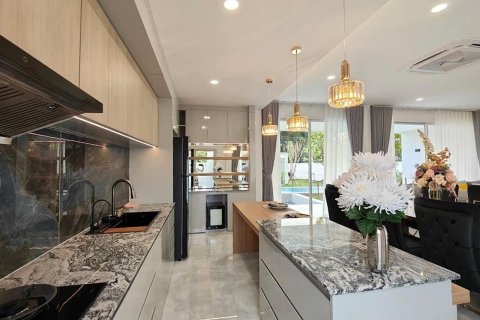 6 bedrooms House in Chiang Mai, Thailand No. 97782 9