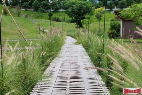 6 bedrooms House in Chiang Mai, Thailand No. 96276 17