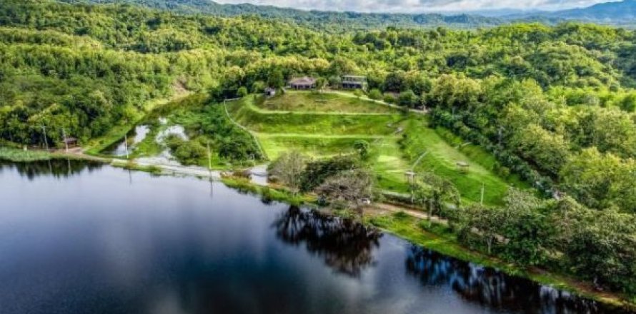 6 bedrooms House in Chiang Mai, Thailand No. 96276