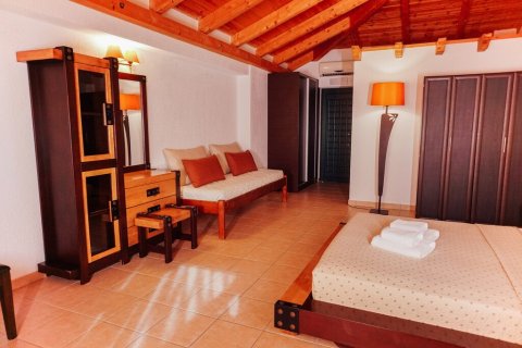 Отель, гостиница 2500м² в Авлон, Греция №58450 28