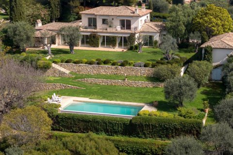 8 dormitorios House en Le Cannet, France No. 68821 1