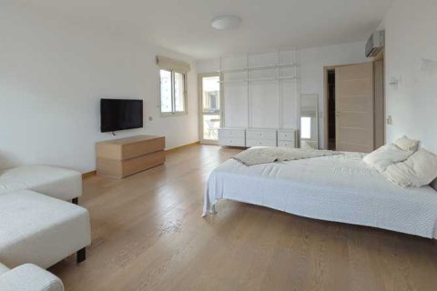 3 bedrooms Apartment in Mouttagiaka, Cyprus No. 77483 15