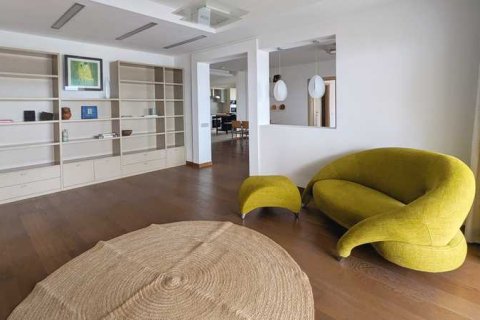 3 bedrooms Apartment in Mouttagiaka, Cyprus No. 77483 1