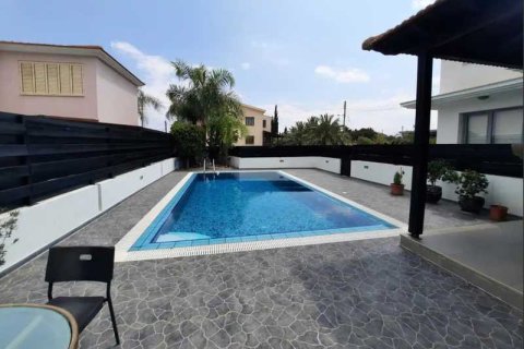 Дом с 3 спальнями в Лация, Кипр №75680 5