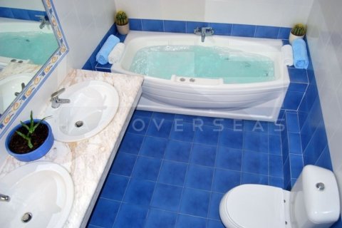 5 bedrooms Villa in Crete, Greece No. 81519 6