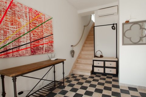 2 dormitorios Apartment en Kotor, Montenegro No. 104749 3