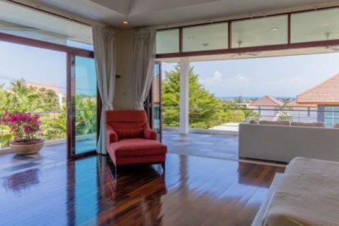 4 dormitorios Villa en Hua Hin, Thailand No. 95864 22