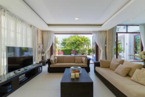 4 dormitorios Villa en Hua Hin, Thailand No. 95864 2