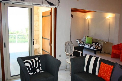 Studio Villa in Paphos, Cyprus No. 105141 13