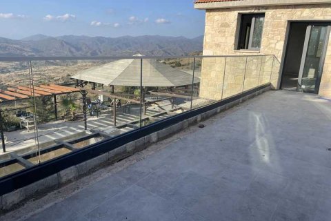 7 bedrooms Villa in Lasa, Cyprus No. 70786 3