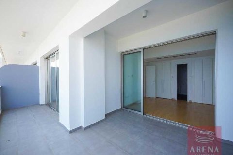 2 bedrooms Apartment in Larnaca, Cyprus No. 79460 7