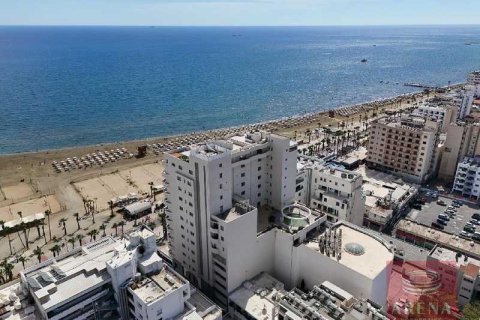 2 bedrooms Apartment in Larnaca, Cyprus No. 79460 5