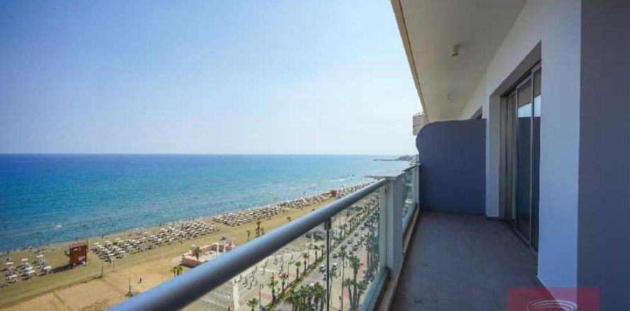 2 bedrooms Apartment in Larnaca, Cyprus No. 79460