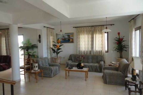 4 chambres Villa à Geroskípou, Cyprus No. 84397 3