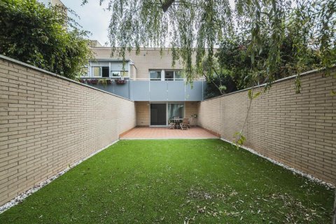 Дуплекс с 3 спальнями в Барселона, Испания №110803